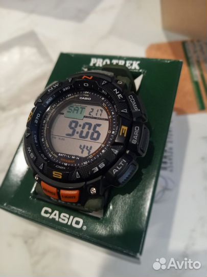 Часы casio PRO trek