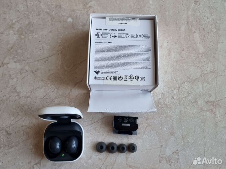 Беспроводные наушники samsung galaxy buds2