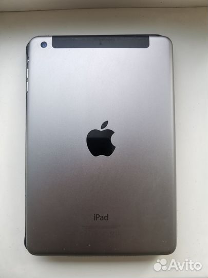 iPad mini 3 64gb sim retina