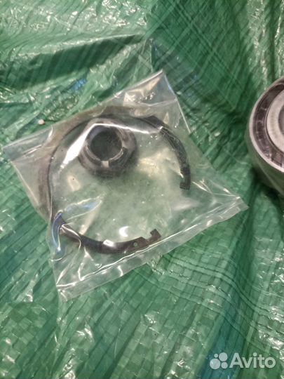Продам подшипник ступицы SKF vkba6682
