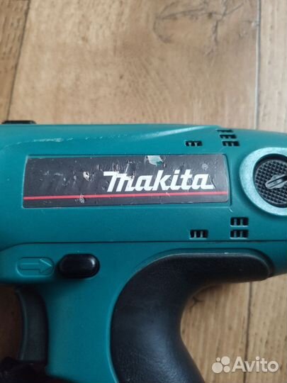 Зарядное устройство