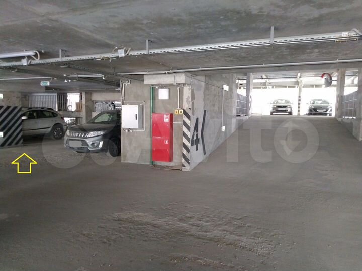 Машиноместо, 14 м²