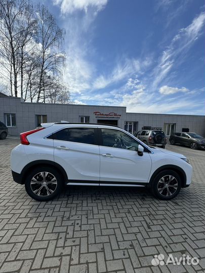 Mitsubishi Eclipse Cross 1.5 CVT, 2018, 123 000 км