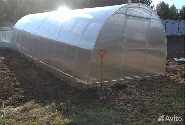 Теплица 3 на 6 из поликарбоната усиленная