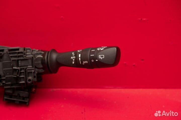 Подрулевой переключатель Toyota Land Cruiser 200