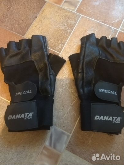 Перчатки для тяжёлой атлетики