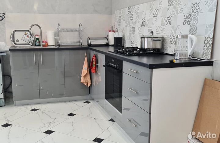 Кухонный гарнитур бу в хорошем состоянии
