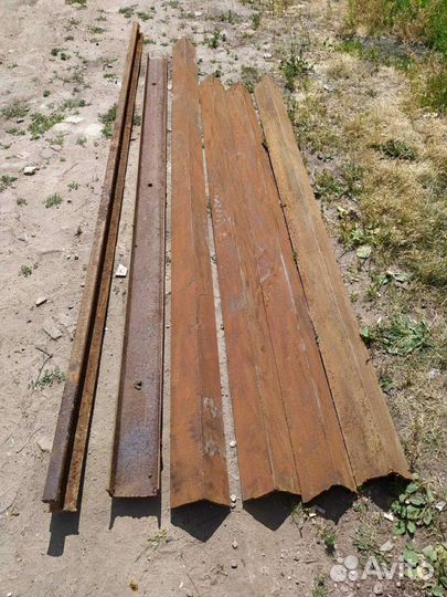 Уголок, рельс