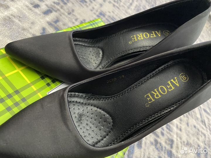 Туфли женские 35 размер черные