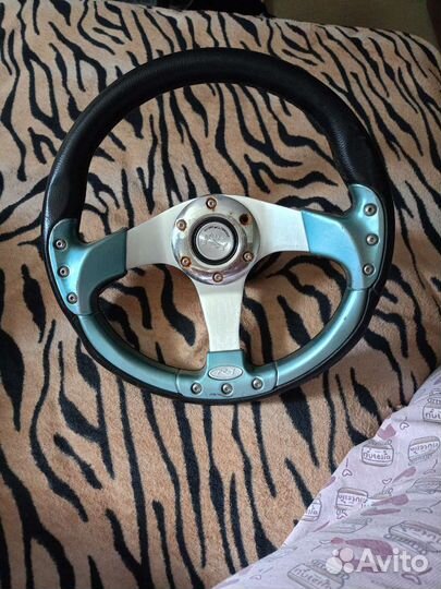 Руль для автомобиля