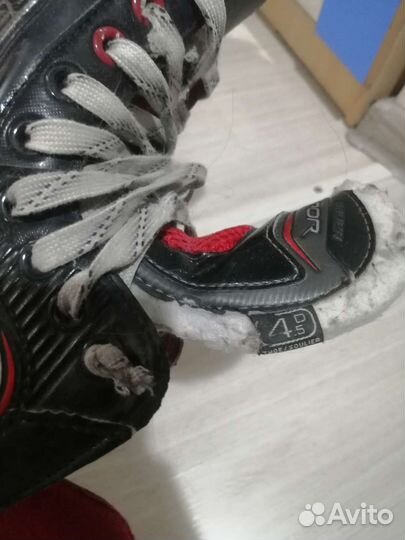 Хоккейные коньки bauer vapor x500