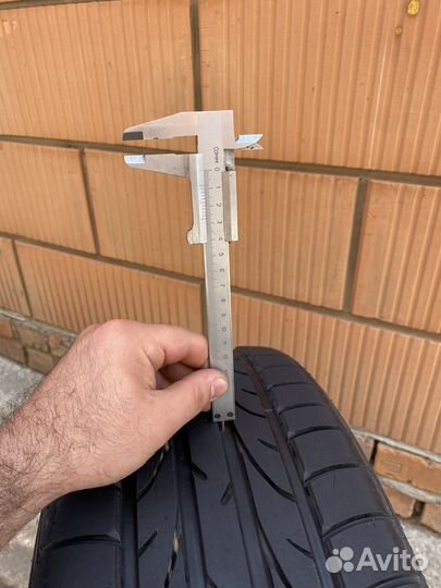 Bridgestone Potenza RE050 235/45 R17 94Y