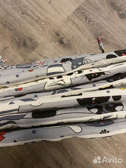 Бортики в детскую кроватку