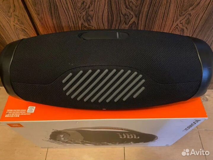 JBL boombox 3 мощностью 180 Вт