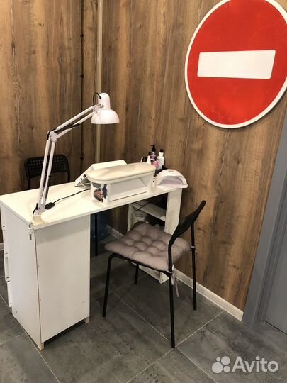 Аренда маникюрного стола