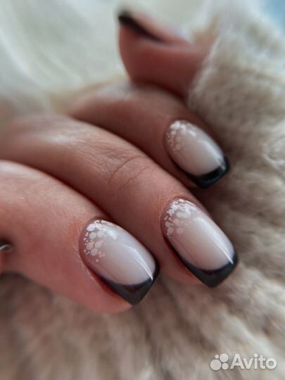 Маникюр Педикюр