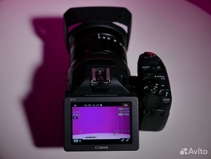 Canon xc10