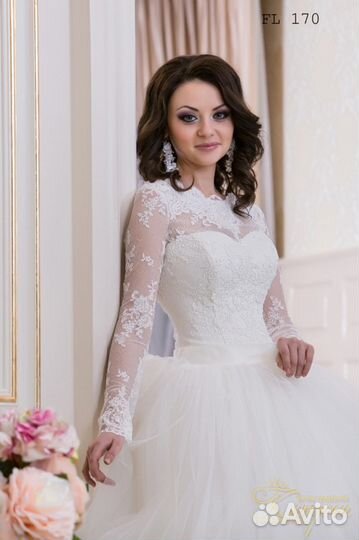 Свадебное платье размер от 40 до 44 в прокат