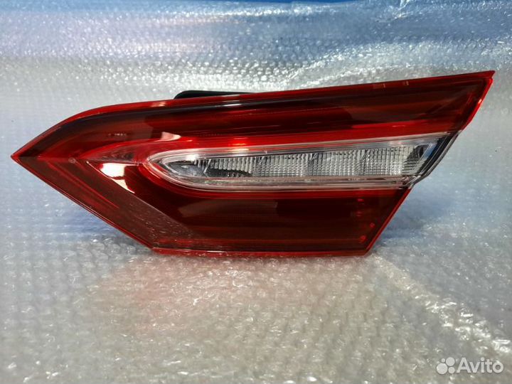 Фонарь задний правый Toyota Camry V70 2018+2021