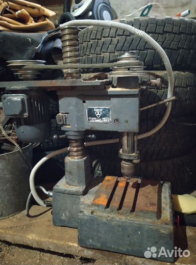 Сверлильный станок 2м112