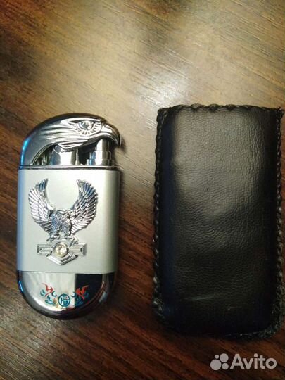 Зажигалка газовая