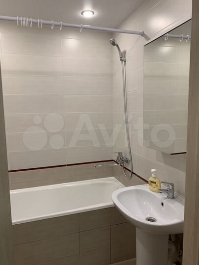 1-к. квартира, 50,6 м², 8/17 эт.