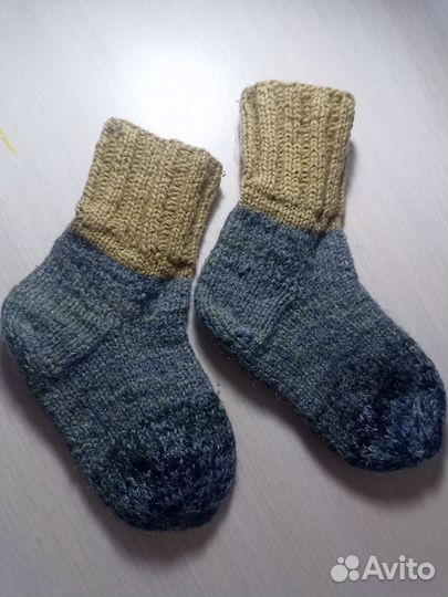 Носки ручной вязки шерстяные детские 25 размер
