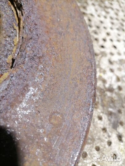 Диски тормозные передние Nissan Tiida