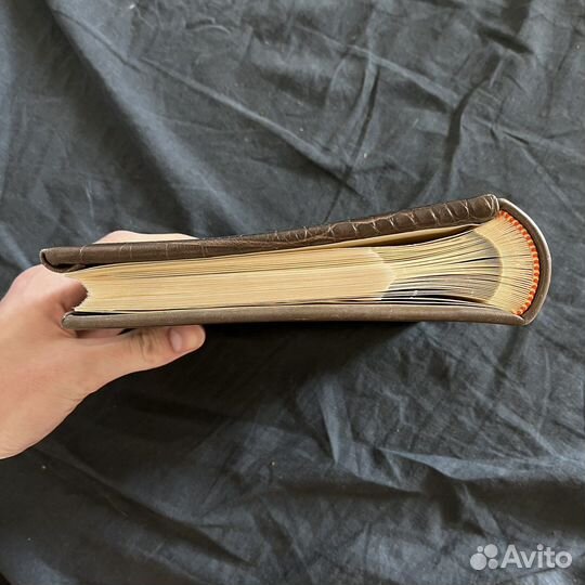 Винтажный фотоальбом из кожи