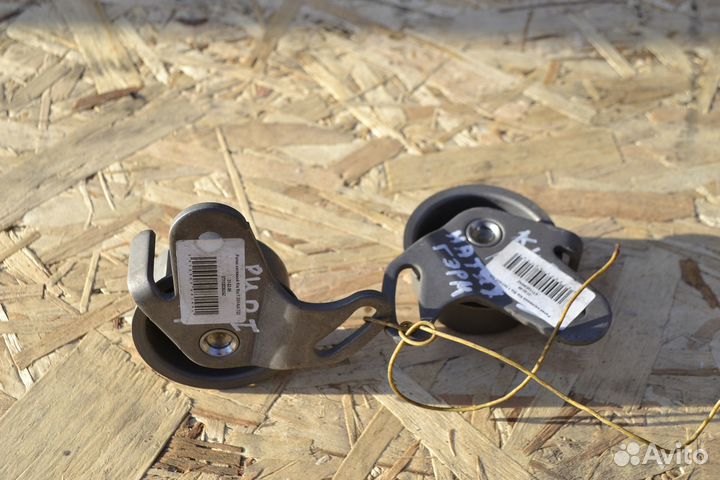 Ролик натяжной Kia Rio 1