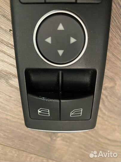 Блок управления стеклоподъемниками Mercedes W204