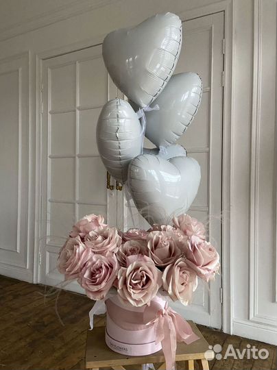 Розы сорта Secret Garden в коробке