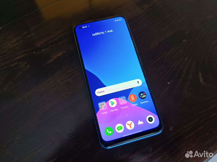Телефон Realme 8 Pro
