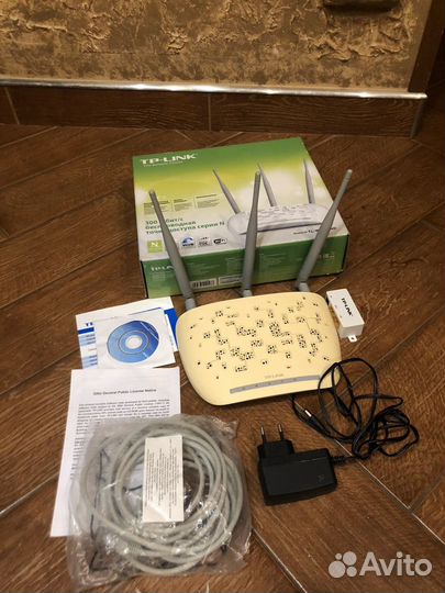 Маршрутизатор/ wi-fi роутер/ точка доступа/ TP-lin