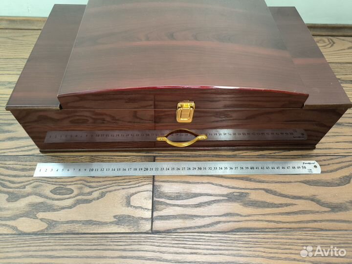 Столовые приборы