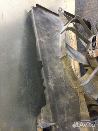 Диффузор Toyota Avensis седан 2.0 2008