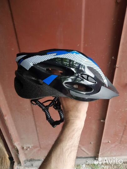 Велошлем взрослый