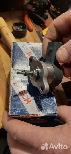 Bosch 0281002750 Регулятор давления топлива
