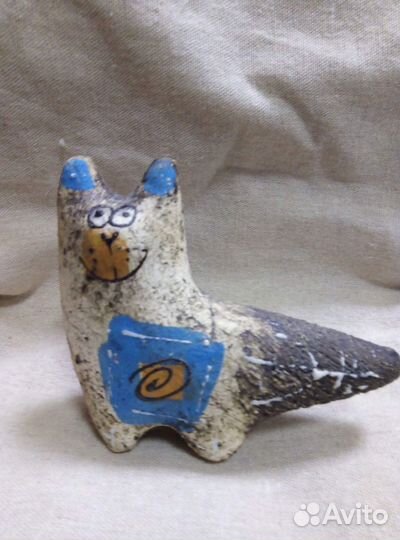 Статуэтка кот
