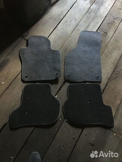 Автомобильные коврики на Фольксваген джетту 5