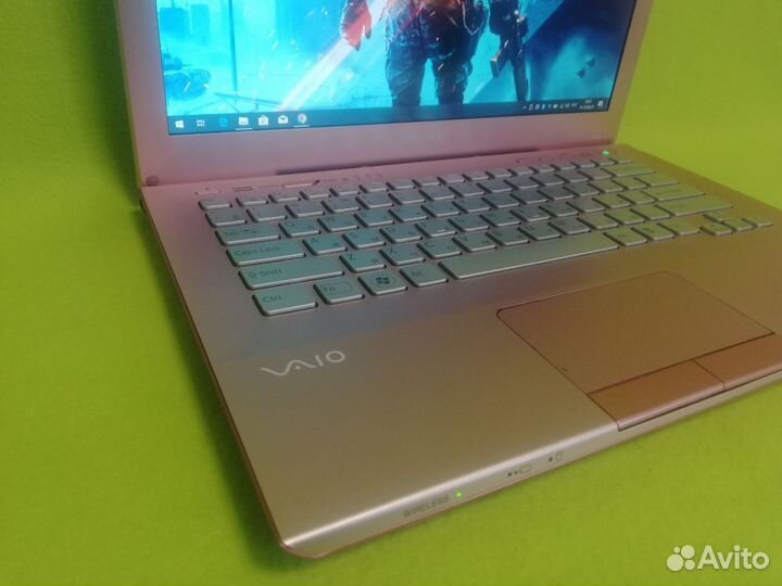 Гламурный Sony Core i3 2310M/6/Ssd/13.3