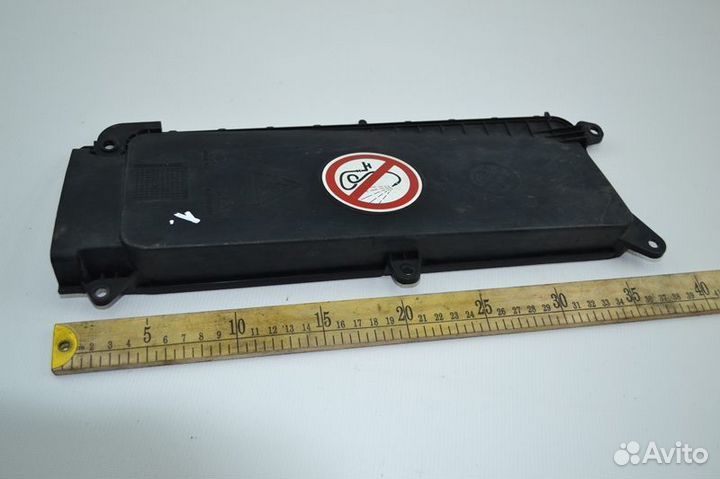 Крышка отделения для жгутов проводов кабины MAN TG