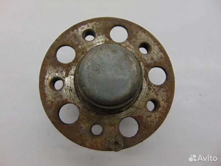 Ступица передняя левая A2043300425 Mercedes-Benz C