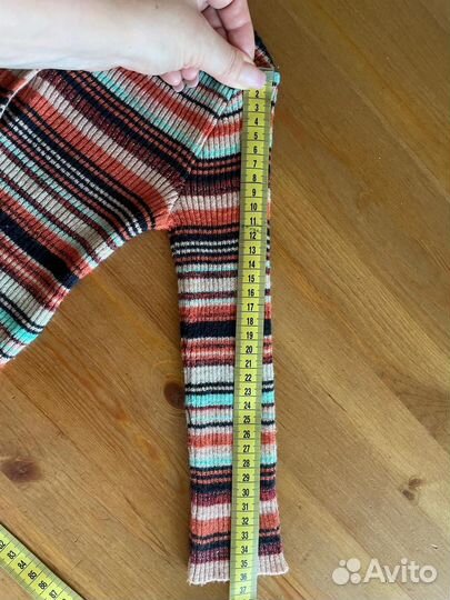 Три кофточки для девочки 92-98 размер