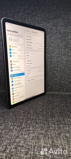 Планшет Apple iPad Air 2020 64Gb Wi-Fi 10.9