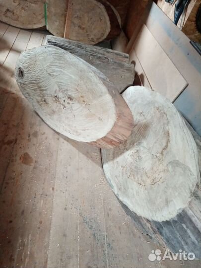 Слэб дерева и спилы