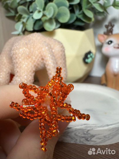 Лев из бисера