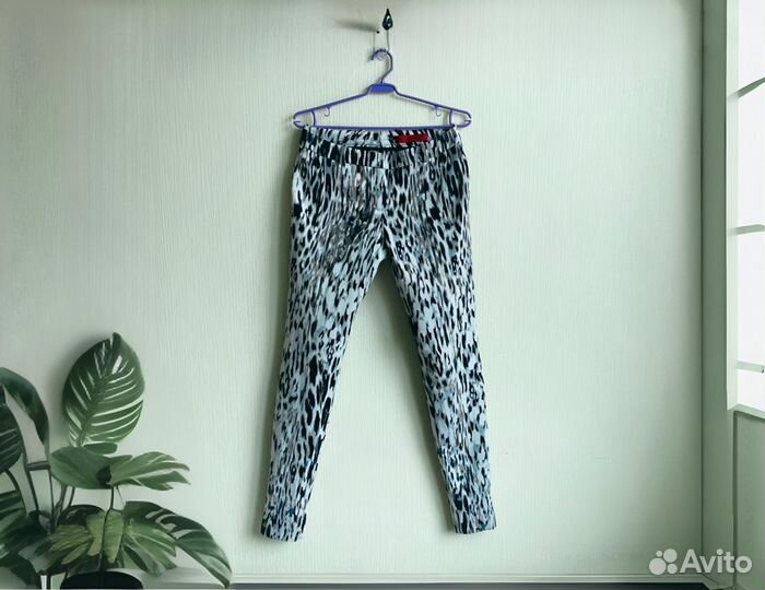 Hugo Boss брюки женские XS. Оригинал