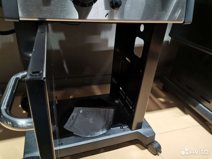 Газовый гриль Broil King Royal 340