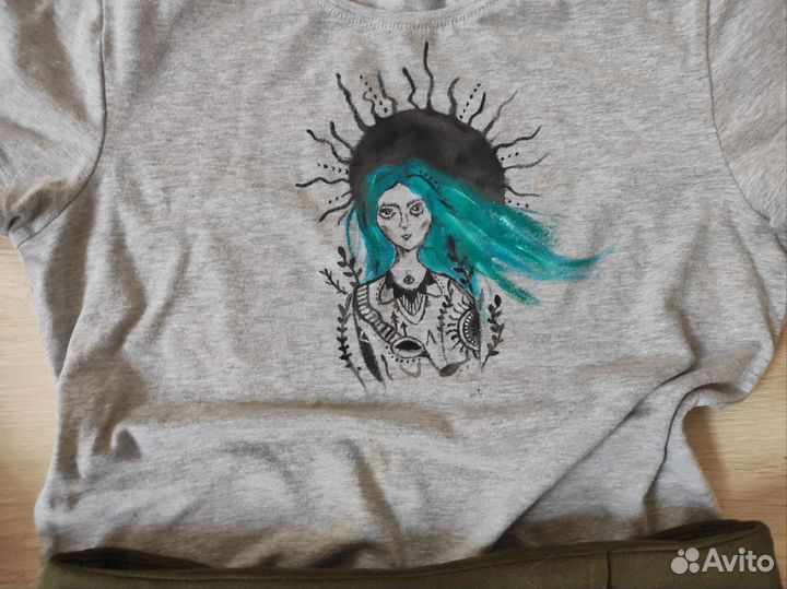 Набор вещей с росписью